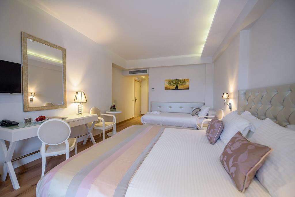 Calma Hotel & Spa 카스토리아 외부 사진